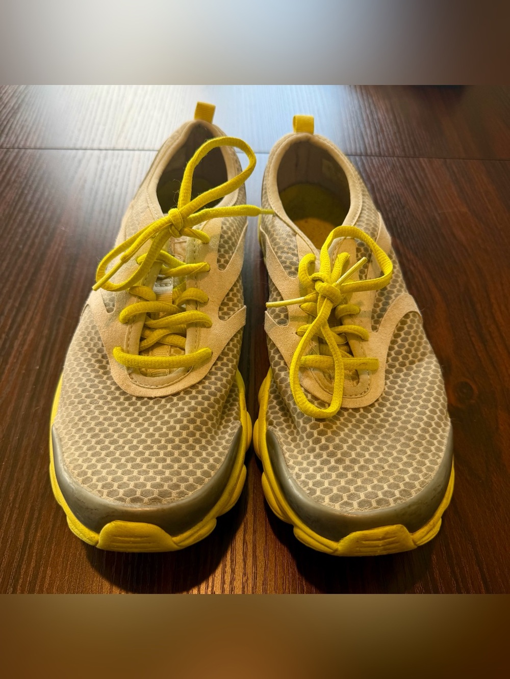 SIZE 10 Asics Women’s Sneakers YELOW/GRAY